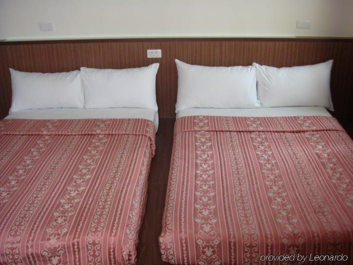 Marshal Hotel Taichung名帥大飯店 Bagian luar foto