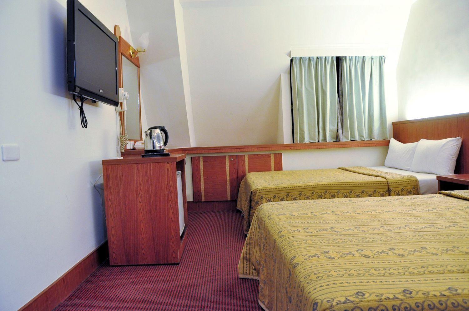 Marshal Hotel Taichung名帥大飯店 Bagian luar foto