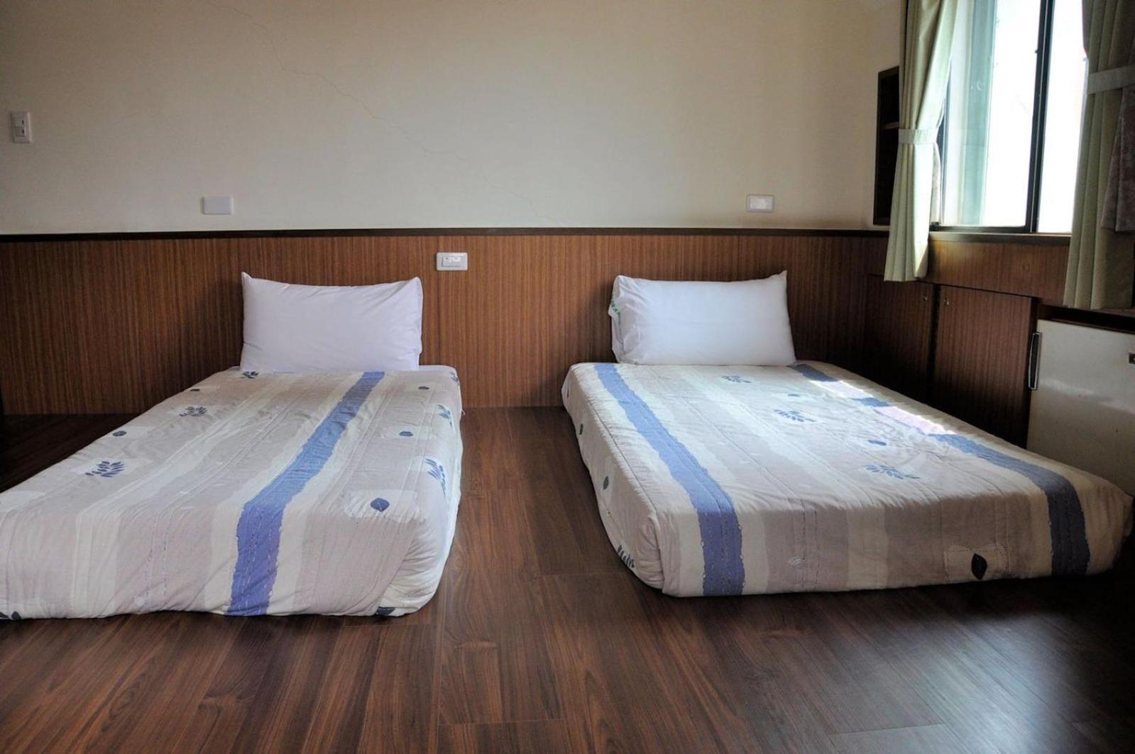 Marshal Hotel Taichung名帥大飯店 Bagian luar foto