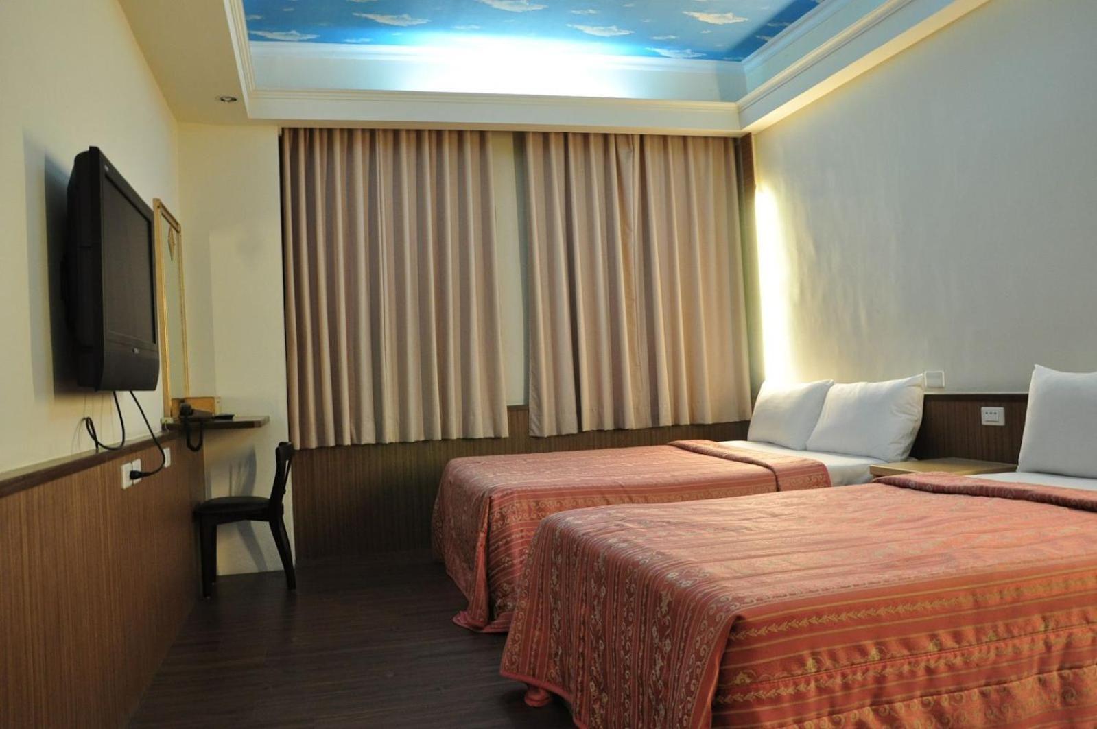 Marshal Hotel Taichung名帥大飯店 Bagian luar foto