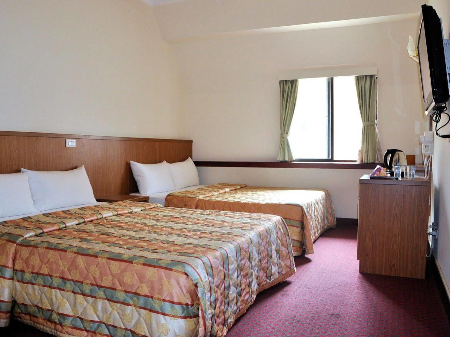 Marshal Hotel Taichung名帥大飯店 Bagian luar foto